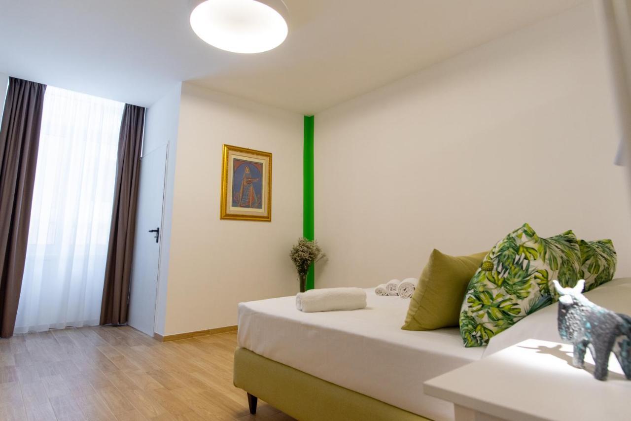 Domani Apartment Рим Екстериор снимка